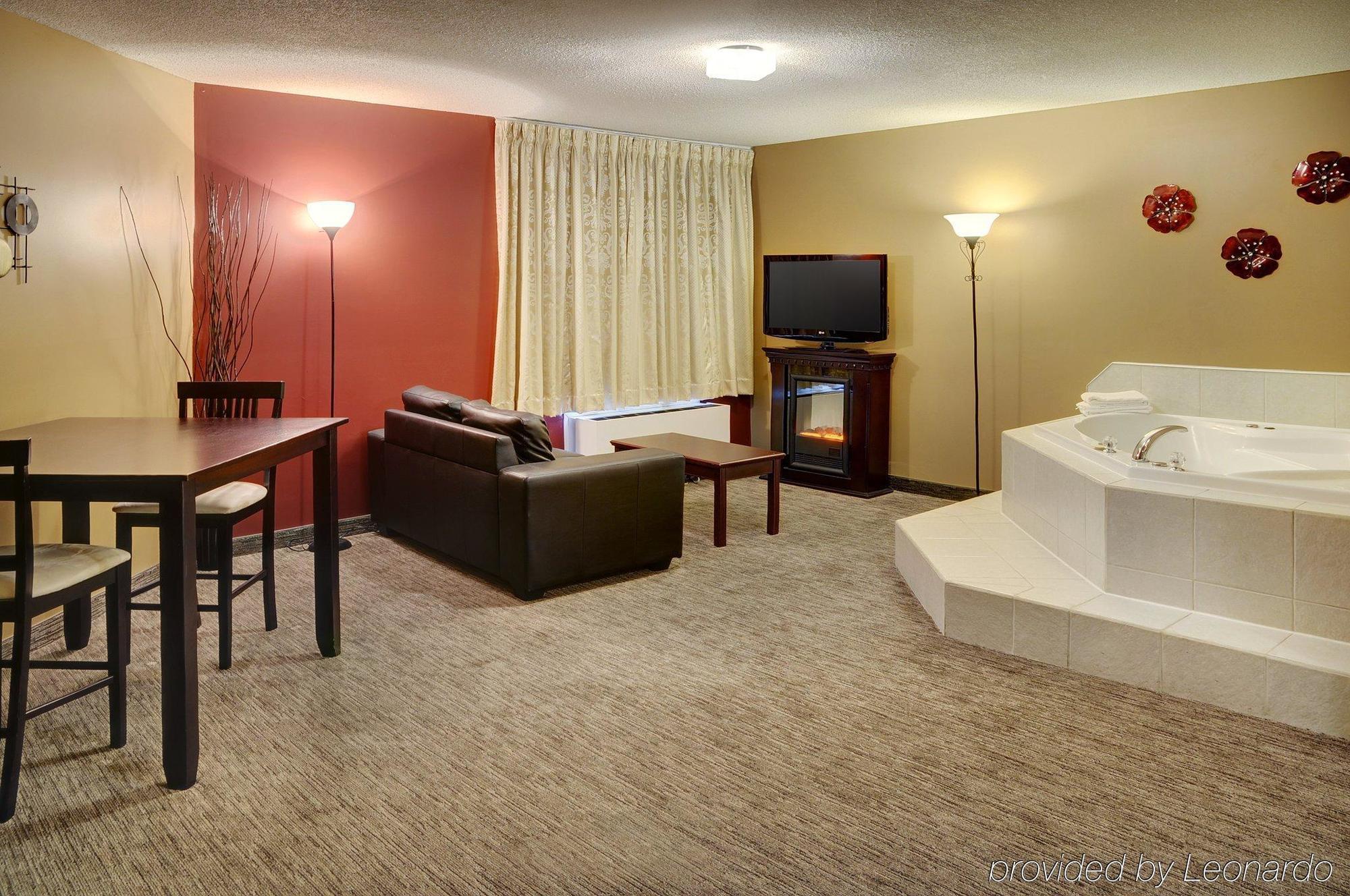 Travelodge Hotel By Wyndham Sudbury Exteriör bild
