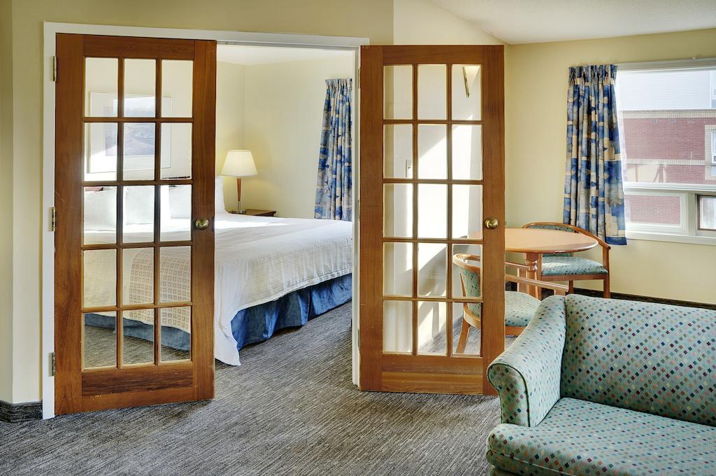 Travelodge Hotel By Wyndham Sudbury Exteriör bild